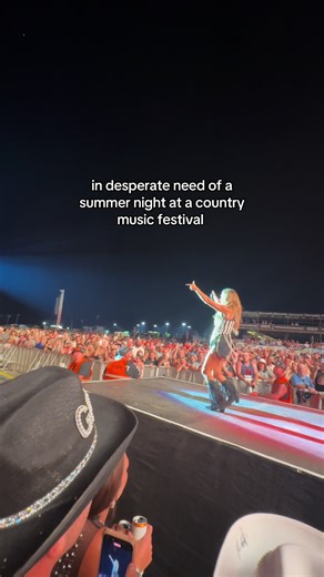Carrie Underwood Festival Night: A Country Music Lover's Happy Place