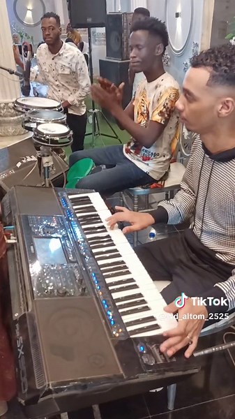 wd Altom على TikTok