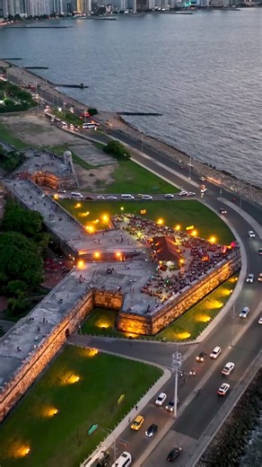 Explore the Walled City of Cartagena in Colombia