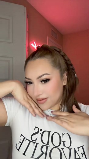 336K views · 1.4K reactions | Cute half up hairstyle for short hair with braids  #shorthairstyles #halfuphalfdownhairstyle #cutehairstyles #braidstyles | The Hair Bae | Facebook