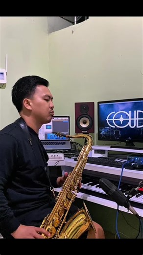 Improvisasi Autumn Leaves untuk Tenor Sax