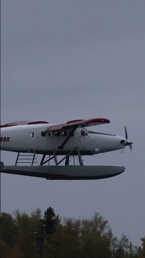 New Rust’s Flying Service Turbine Otter Landing West at Lake Hood