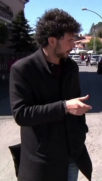 CITIZENSHIP INCOME - Umberto and Damiano
