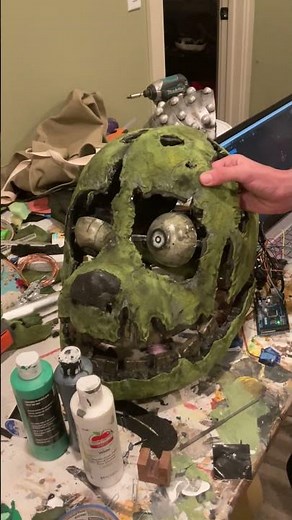 Springtraps animatronics!! #cosplaycostumes #springtrap #fnaf #fivenightsatfreddys #fnafcosplay