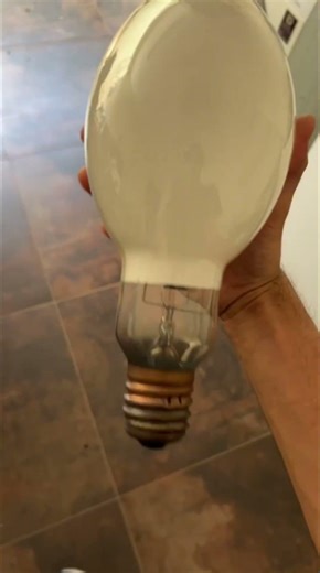 lâmpada vapor mercurio ge , anos 70 ou 80 , modelo raro