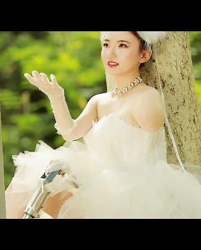 The beautiful woman with an amputated leg and arm defying disability is brave #amputee