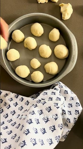 #bread Garlic Parmesan Dinner Rolls