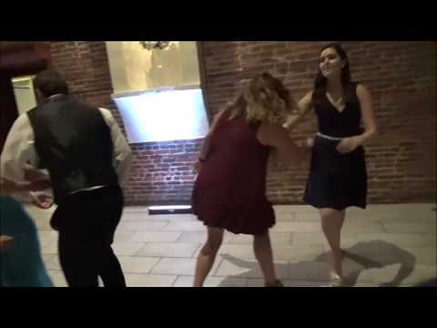 The Wedding Reception Pose Game