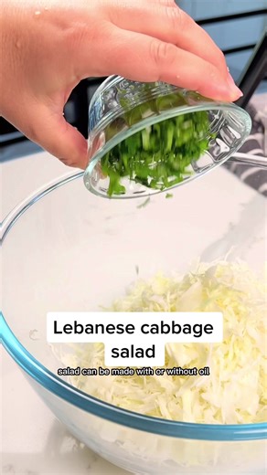 Salivating for Lebanese Cabbage Salad (Salatat Malfouf)
