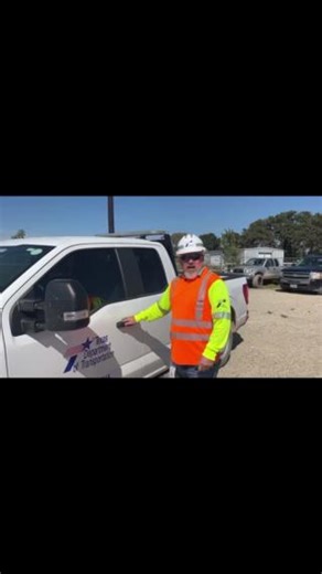 10K views · 101 reactions | It's giving green flag. Texas Department of Transportation left no crumbs. | Texas Department of Transportation | Facebook