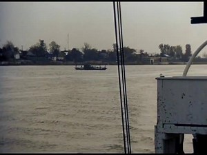 4K views · 36 reactions | Ce court métrage documentaire est un fascinant portrait du Québec urbain et rural à la fin des années 1960, alors que la province fait son entrée dans la modernité. L’œuvre collective réalisée pour le ministère de l’Industrie et du Commerce du Québec fait appel à plusieurs figures québécoises majeures, dont Michel Brault, Gilles Groulx et Gérald Godin. Source: ONF | Les familles du Québec | Facebook