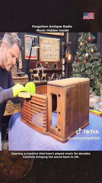 Restoring a Silent Antique Radio Record Player