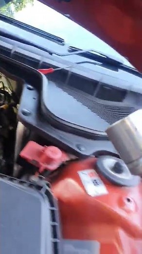 V8 6 litre Holden Commodore oil pressure switch