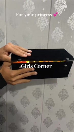 Customize earing box set in your favorite person 🥰 order done krwany ky liya TikTok yah wathapp py masg kry 💝 from Girls Corner ❣️❤️#Girlscorner #oder #customize #foryoupage❤️❤️ #viralvideo
