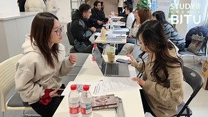 【On-site Report: Beijing #Jiaotong University International Student Job Fair 】 🎓Top enterprises from key sectors—including： China Civil Engineering Construction Corporation, #CRSC International Co., Ltd., #CCCC First Highway Engineering Group Co., Ltd., Sinopec Heavy Lifting & Transportation Co., Ltd., Shanghai Zhenhua Heavy Industries Co., Ltd., Beijing Urban Construction Group Co., Ltd., #Xiaomi Corporation, Goldwind Science & Technology Co., Ltd., Envision Energy (Jiangsu) Co., Ltd., and #WE