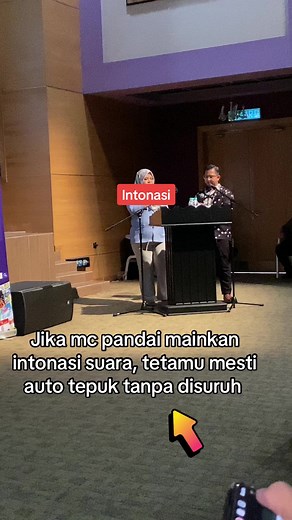 Tips Menjadi Emcee Profesional: Intonasi Suara yang Memukau