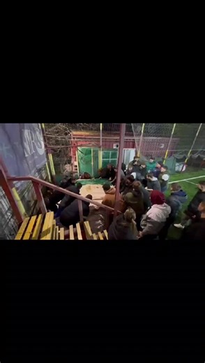 🎥 Balon presostatic montat cu succes la Magic Stadium! Sub cupolă, jocul nu se oprește niciodată ⚽💨 Indiferent de vreme, terenul e pregătit, iar atmosfera e 🔥 💪 Adu-ți echipa, pregătește-ți ghetele și vino să trăiești experiența Magic Stadium — locul unde pasiunea pentru fotbal se vede, se simte și se joacă! Locație: Iași Tudor Vladimirescu Telefon:  40 722 376 349 #MagicStadium #FootballUnderTheDome #GameOn #ReadyToPlay #FootballVibes