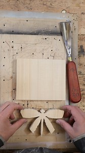 Dragonfly. Wood carving, pyrography | Oleksandr Hrytsai. Wood Carving