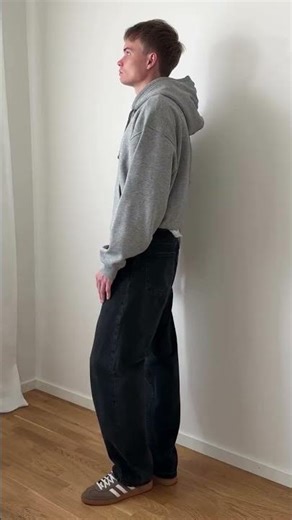 Wearing my carhartt pants #shorts