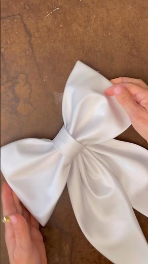MAKING A FABRIC BOW #weddingdress #bowmaking #sewingtips #coutureweddingdress