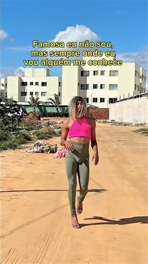 I'm not famous, but there's always someone who knows me 🔥🤣 #oblogueirinhodecaf #memes #humor #shorts