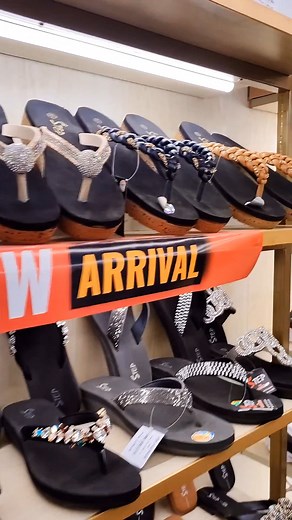 Visit Step Showroom at Rampura, Dhaka, and get exclusive shoe collections! Address: Shop No 4, DIT Road, Hazi Para, Rampura, Dhaka. Phone: 01904-446215 | Step Footwear