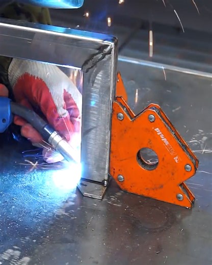 174K views · 367 reactions | Making An Attachment For Metal Cutting Band Saw | DIY & Crafts | Facebook