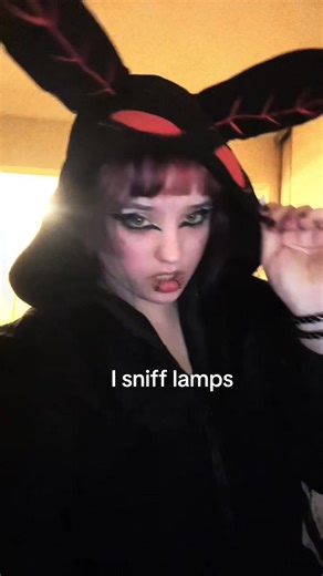 Jellyfish🫟🖤 (@jellyfish_rkewl)’s video of Lamps