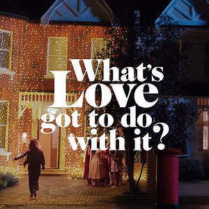 Cosy up with a romantic comedy this weekend. | WE Cinemas