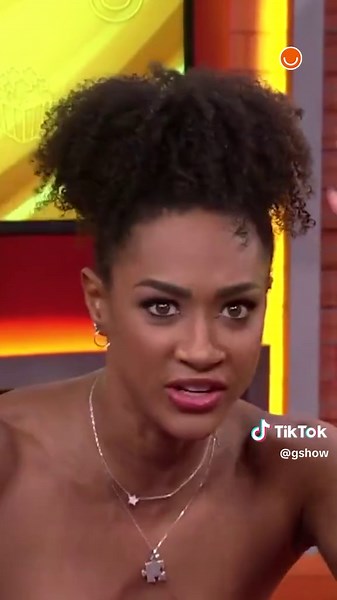 Aline Reage ao Seu Número de Seguidores nas Redes Sociais
