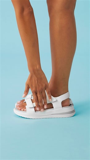 Because you're absolutely LOVING the new SURFF Back-Strap Sandals, we've gone ahead and put all that supercush, chunky-light tech into an old favourite: the toe-post ✨ With the same feel-good features (padded leather, pillow soft against your feet, triple density midsole to help keep your energy levels up when walking/standing) — but one coming with added adjustability (perfect for holiday adventures) and the other having the convenience of easy slip on/off (the go-to for errand running) — it'll