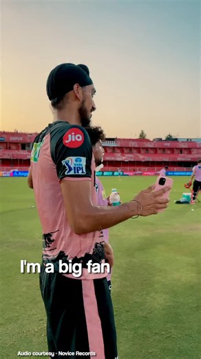 1.8K reactions · 30 comments | Hasi mazak toh hona hi hai jab KD and Arsh paaji saath ho ❤️✨ [Kuldeep Yadav] #DCUnplugged | Delhi Capitals | Facebook