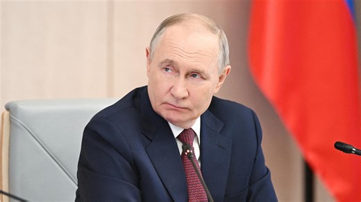 Vladimir Poutine : “tics”, “gouttes de sueur”… Un grand journaliste de TF1 raconte leur rencontre pas comme les autres