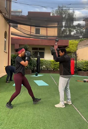 Muay Thai y Kickboxing en Bole, Rwanda