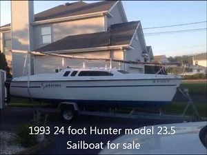 1993 24 foot Hunter model 23.5 Sailboat for sale. $6000. Osbornville, NJ.