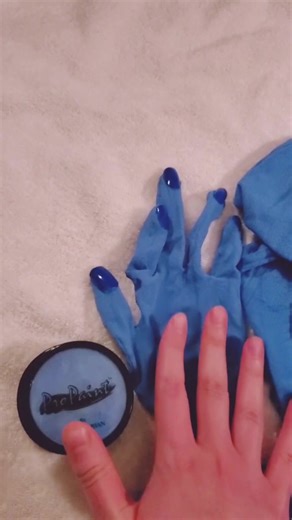 mil ☆ crunchytoast1 (@crunchytoast1) - How to Make Your Body Blue for Undyne: Full Body Paint Tutorial