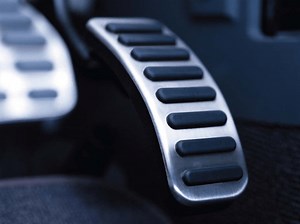 How To Adjust The Gas Pedal Height? - Auto Valuable