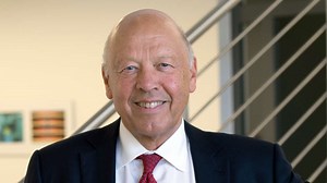 Konsequenzen nach AfD-Treffen: Top-Manager verlässt Molkerei-Konzern Müller