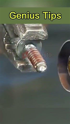 Repair Screw Holder #tips #diy #shorts