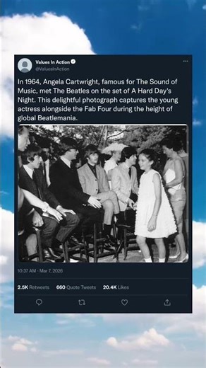 A Rare 1964 Moment: Angela Cartwright with The Beatles 📸#TheBeatles #AngelaCartwright #1960s #Beatle