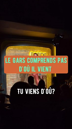man plus ça avance plus, il est perdu. Le public est sévère envers lui #crowdwork #fyp #montreal #quebec #france #paris