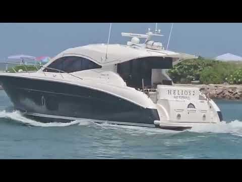 NICE BOATS CRUISING AT THE VENICE FLORIDA JETTY