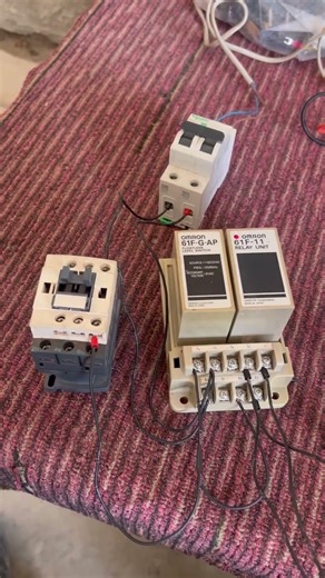 How to connect relay Level switch