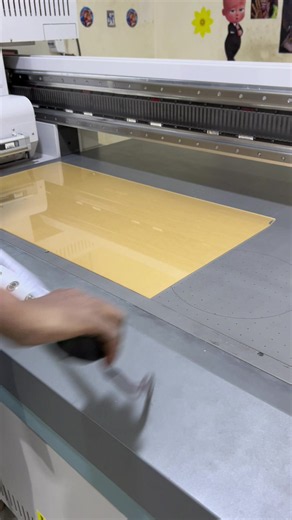 Maximize Your Printing Business with UV Flatbed Printers