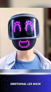 This wearable tech transforms your facial expressions into pixelated emoticons! | Startup Selfie