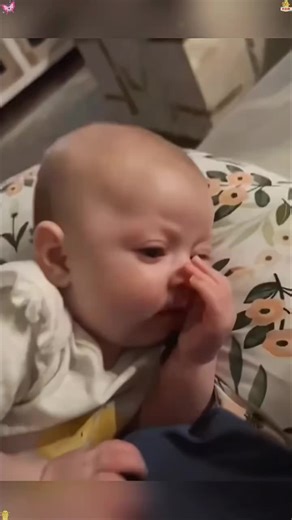Baby's Hilarious Reactions in Funny Moments Compiled