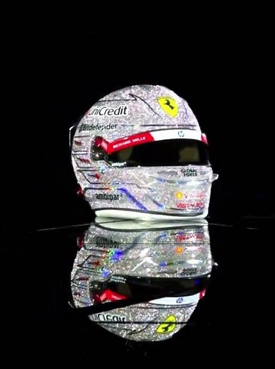 El nuevo casco de Lewis Hamilton para #lasvegasgp #hamilton #ferrari