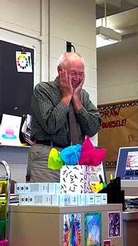 He never expected his students to do this for him 🥹❤️