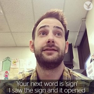 This teacher has the most amazing way to greet his class 🙌 | The Independent