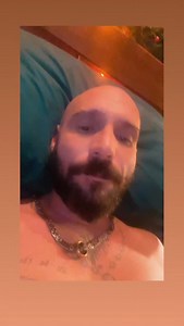 @netflix @hulu there’s a series in them there hills… | The Official Gay Guy